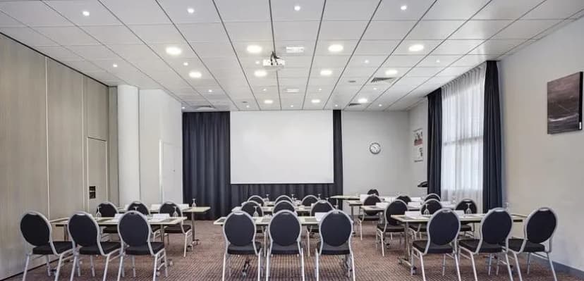 Holiday Inn Toulon - City Centre, an IHG Hotel — photo 2