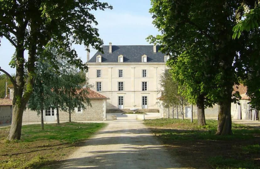 Chateau La Bone — photo 1