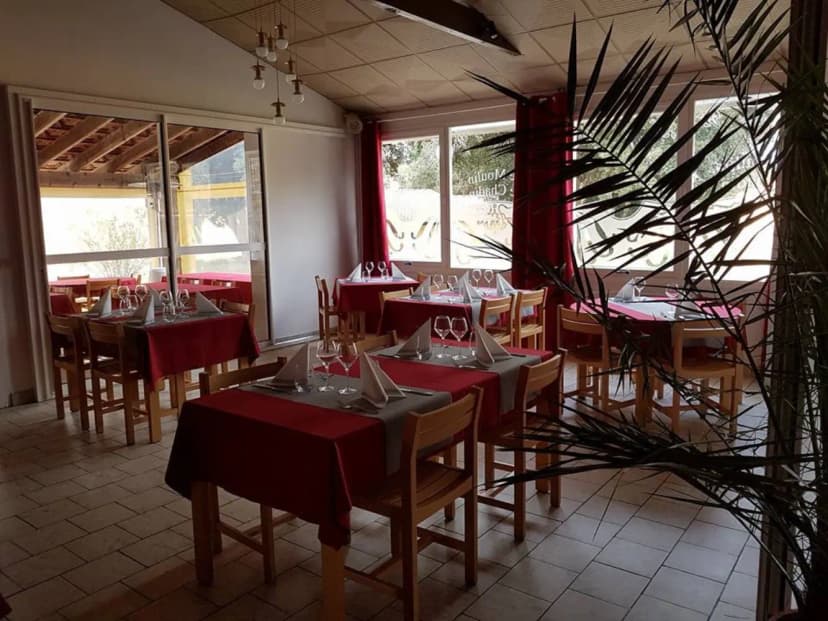 LES CHÊNES VERTS — photo 2
