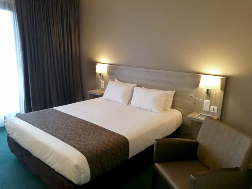 BRIT HOTEL DU LAC — photo 4