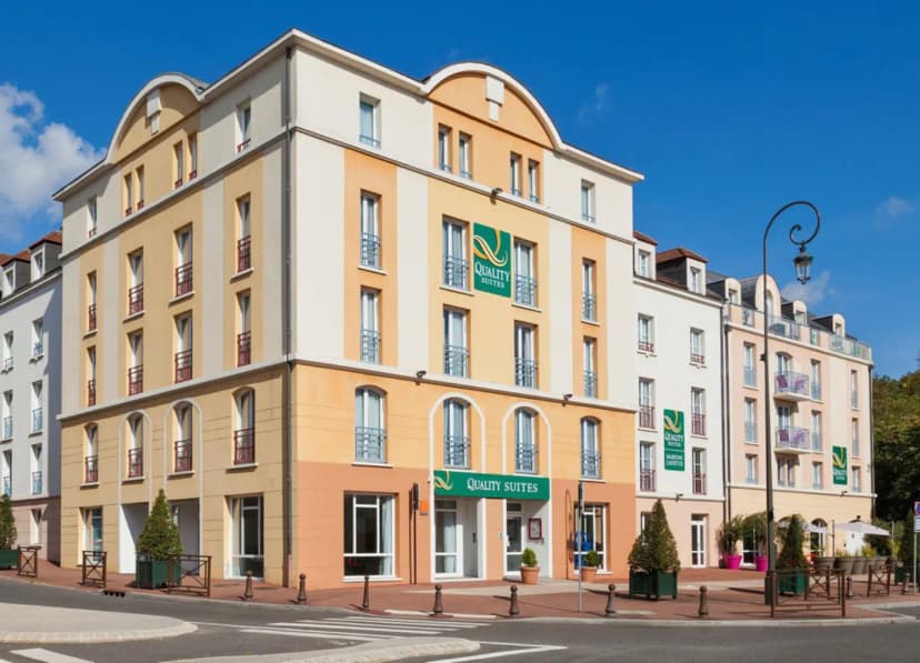 Quality Suites Maisons-Laffitte Paris Ouest — photo 1