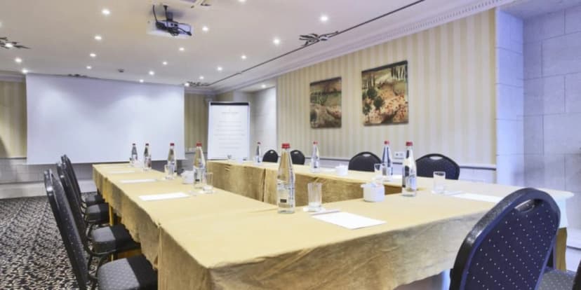 Golden Tulip Hotel Cannes - Hotel De Paris — photo 2