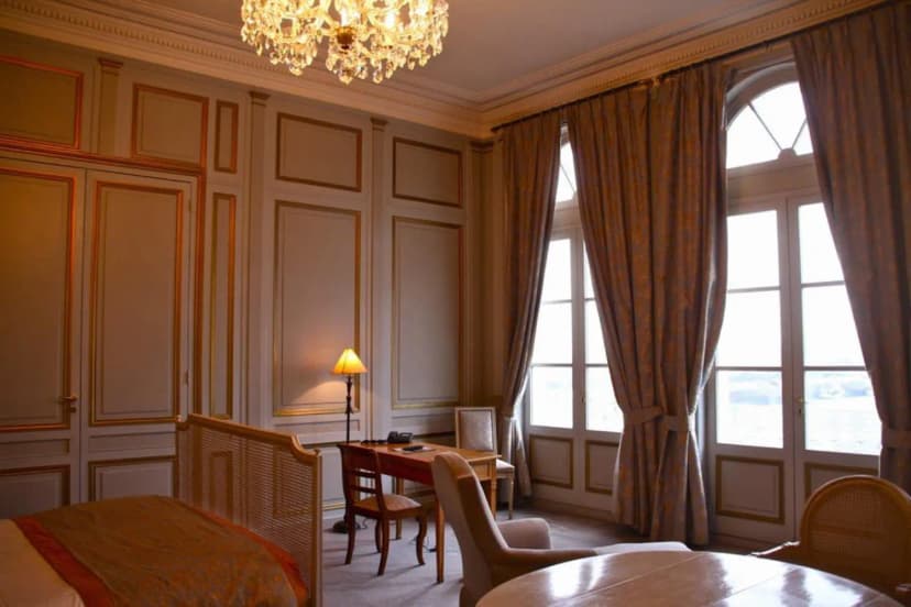 Hotel Le Cheval Blanc -Vieux port Honfleur- climatisé — photo 5