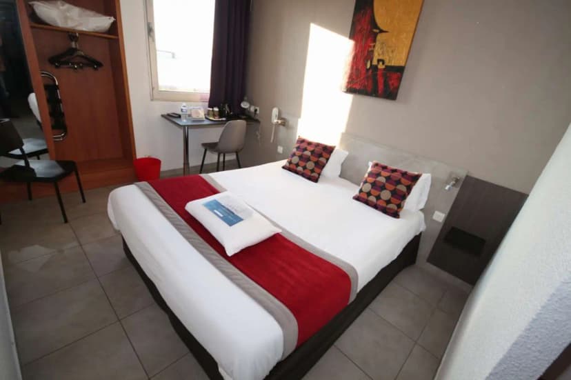 Hotel Kyriad Martigues — photo 3