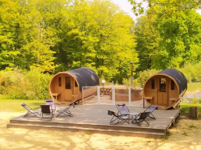 Snack Domain De L'etape En Foret — photo 1