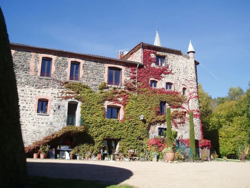 Domaine Familial de la Pradat ( La Pradat Haute) — photo 5