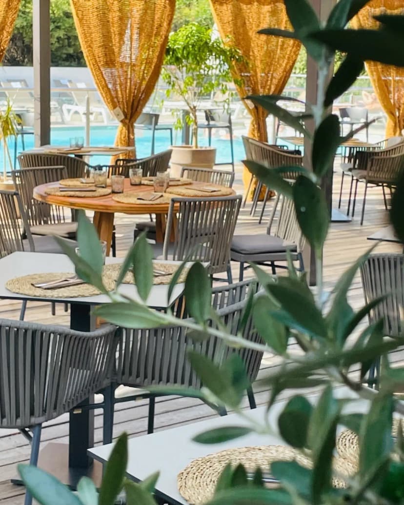 Hôtel Restaurant Spa La Madrague — photo 3