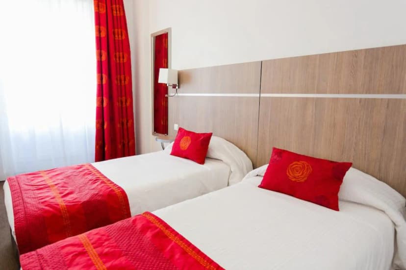 Hotel De L'europe Grenoble Hyper-Centre — photo 4