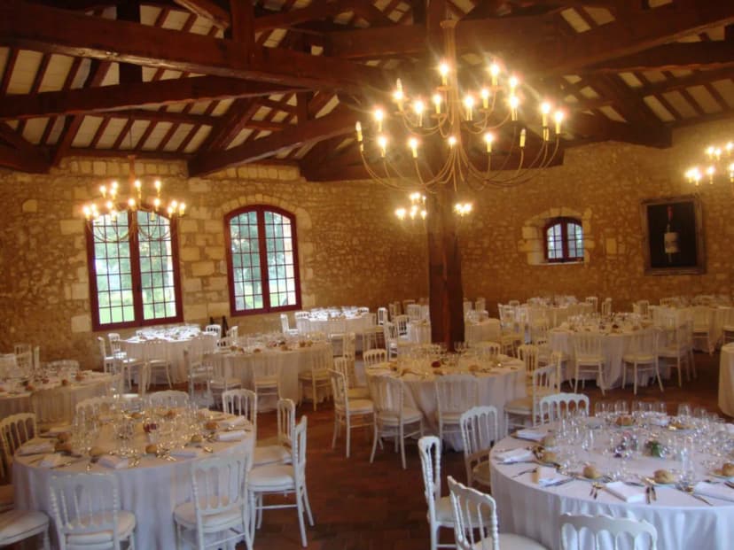 Château Carbonnieux - Grand cru classé de Graves - Pessac Léognan — photo 2