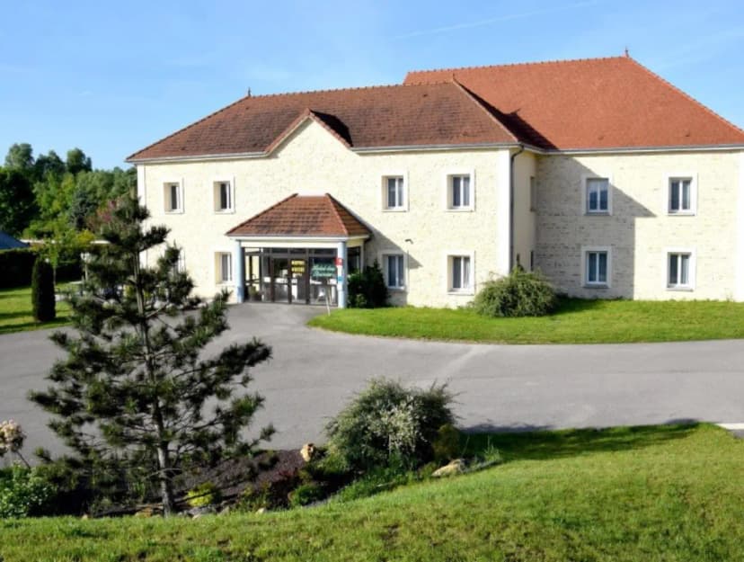 Logis Hôtel des Sources — photo 1