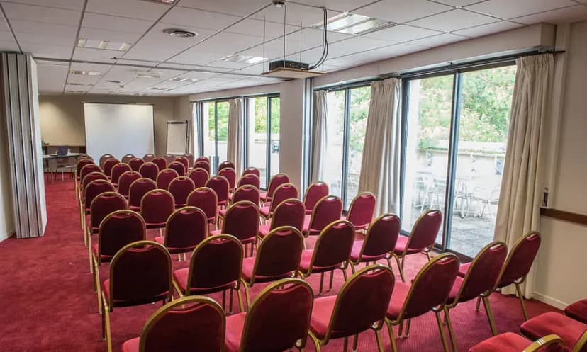 Brit Hotel Angers Parc Expo – L’Acropole — photo 1