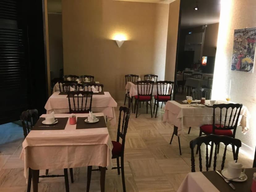 Hôtel Des Trois Marchands — photo 2