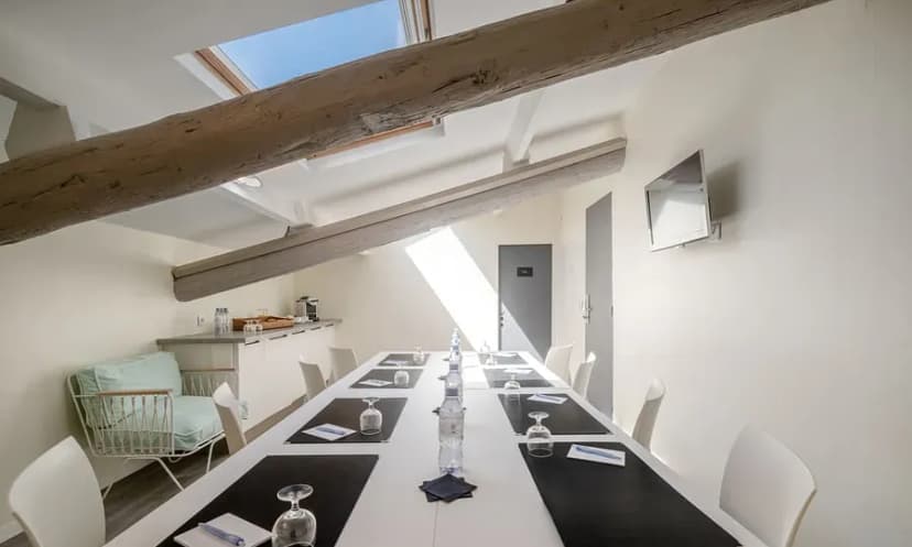 Hôtel Seize