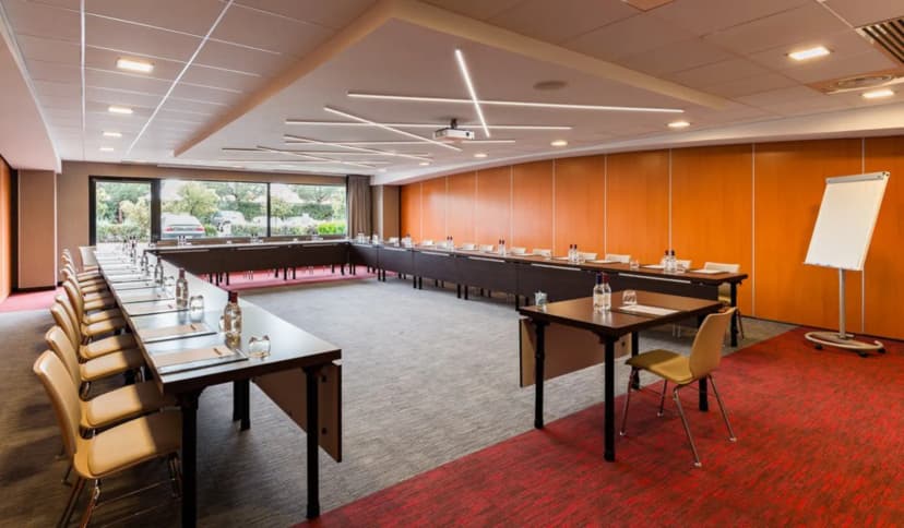 Holiday Inn Toulouse Airport — photo 2