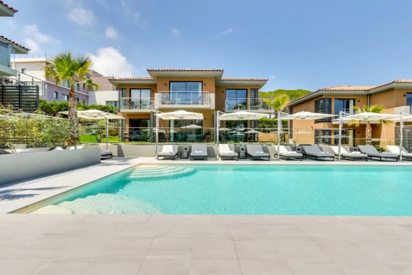 Kube Saint-Tropez Hôtel — photo 1