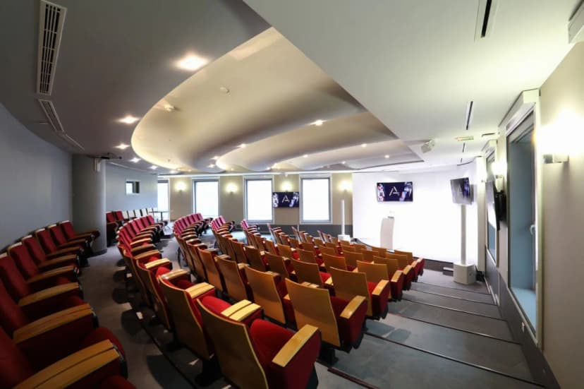 Regus - La Défense, Tour Egée — photo 1