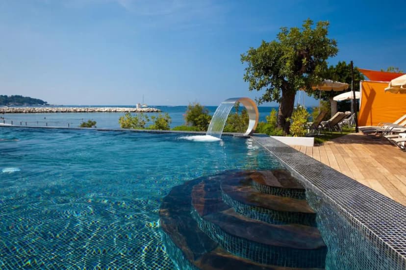Cap d'Antibes Beach Hotel — photo 1