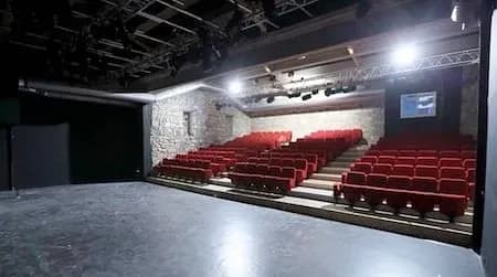 Du Roi Rene Theater / Theater Côté Cour — photo 2