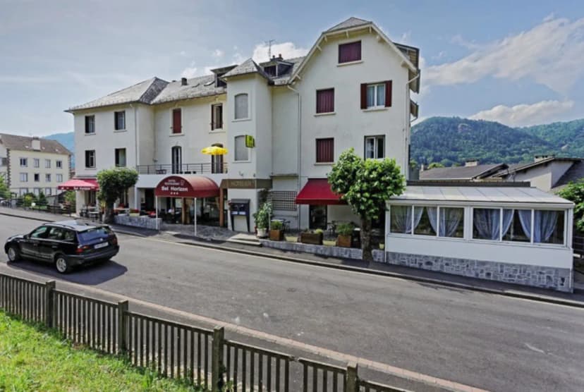 Hôtel Restaurant Bel Horizon Vic sur Cère — photo 1