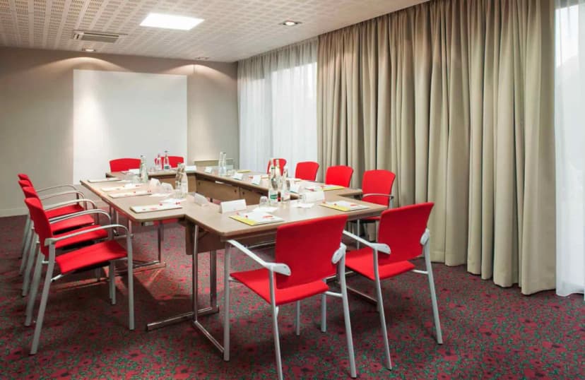 ibis Cergy-Pontoise Le Port — photo 2