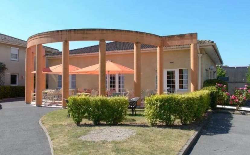Kyriad Direct Reims Bezannes — photo 1