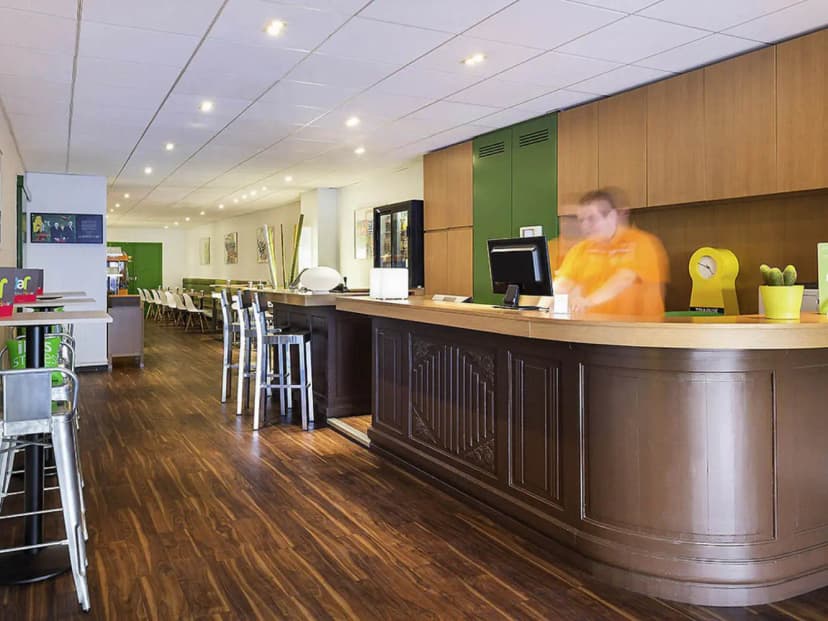 ibis Styles Toulouse Gare Centre Matabiau — photo 4