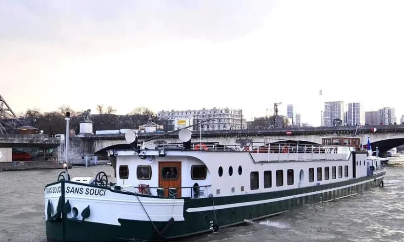 Péniche La Sans-Souci — photo 1