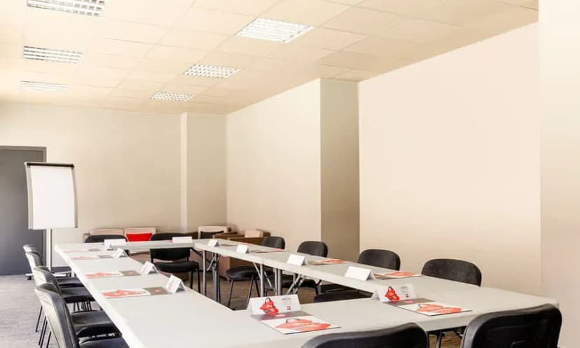 ibis Hyères Centre — photo 4