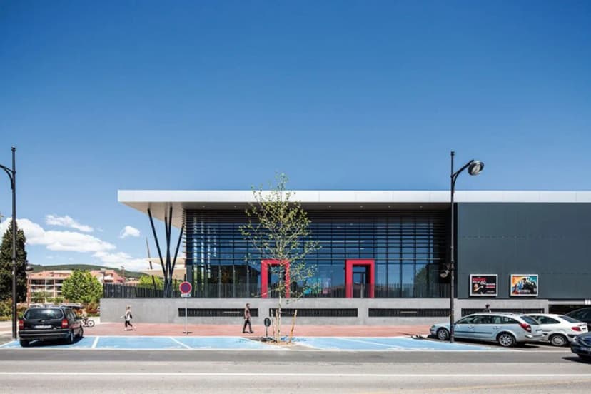 MEGA CGR DRAGUIGNAN — photo 4