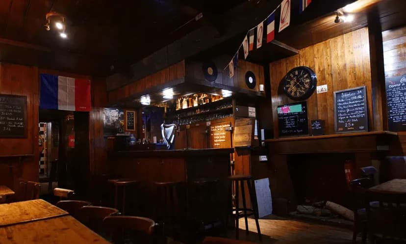 Bigwood's Pub — photo 1