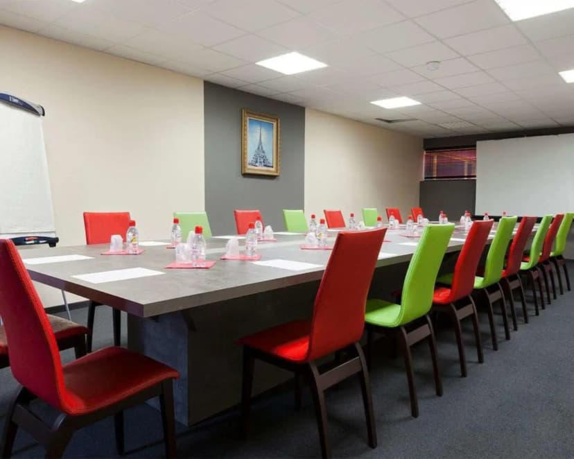 Enzo Hotel Brétigny — photo 2