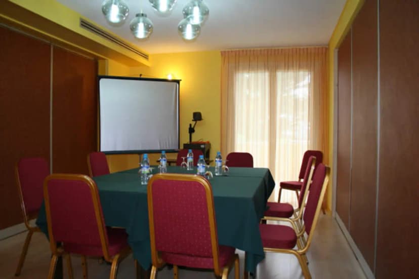 Logis Hôtel de la Loire — photo 4