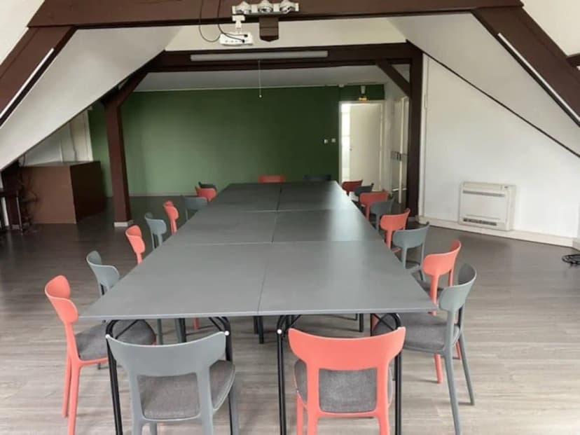 Hôtel Castel Burgond — photo 4