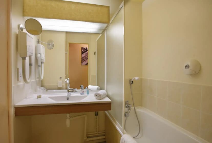 Kyriad Direct Arpajon — photo 4