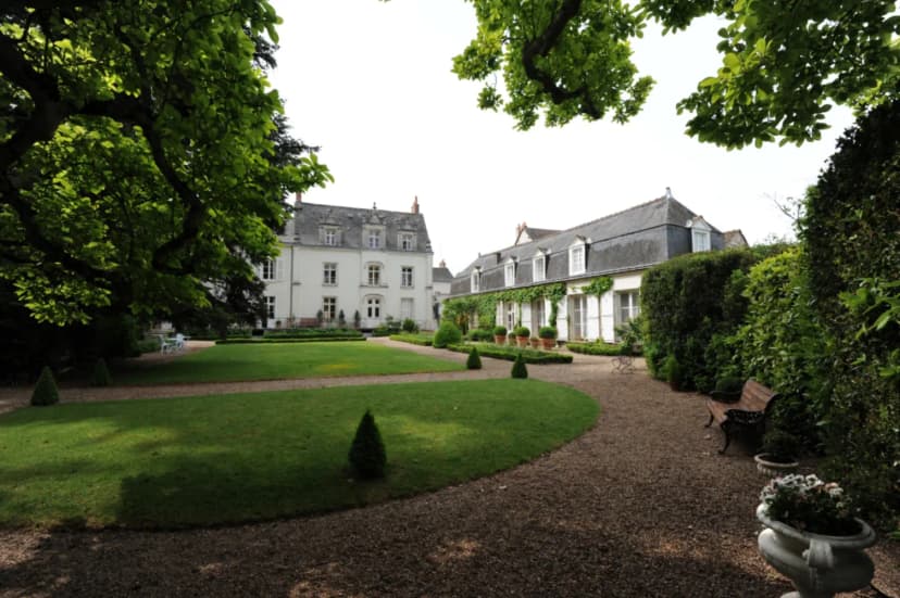 Hôtel Restaurant Le Clos d'Amboise - — photo 1