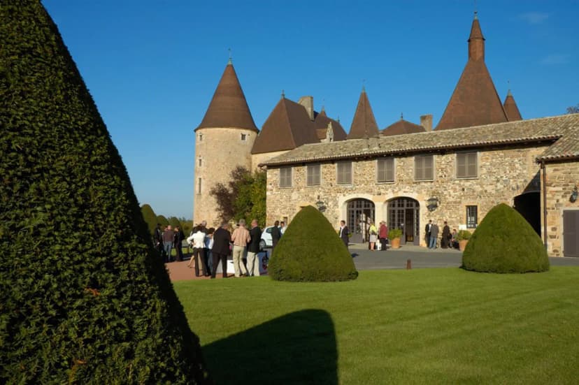 Château de Corcelles — photo 1
