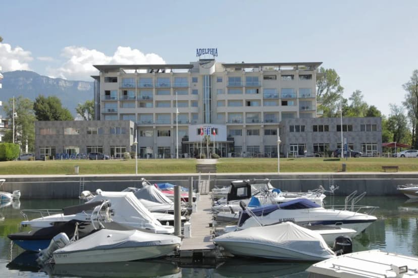 Logis Hôtel Adelphia — photo 1