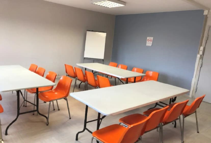 Les Bureaux de Montreynaud - Location de bureaux et salle de réunion — photo 5