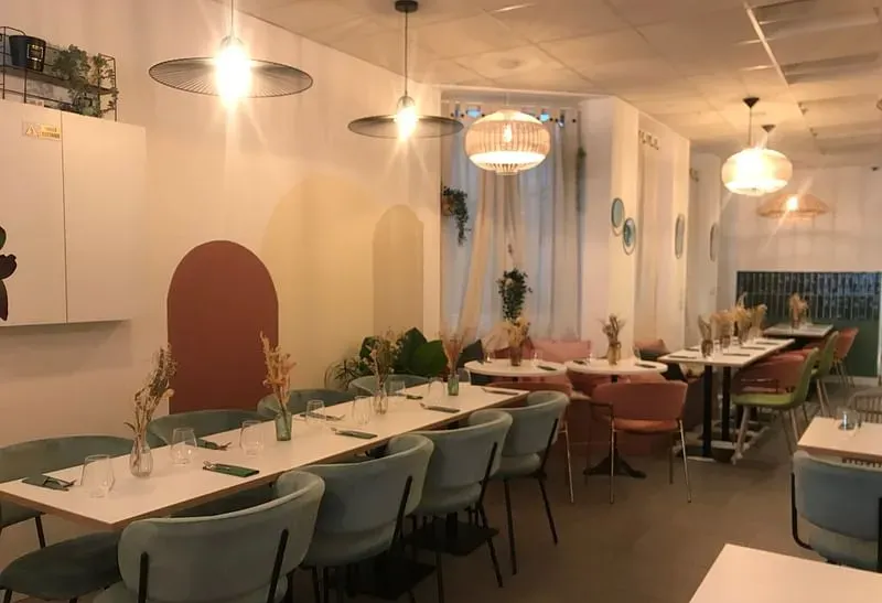 MOLLY HEALTHY BAR — photo 3