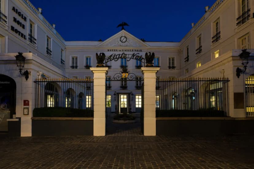 Aigle Noir Fontainebleau MGallery — photo 1
