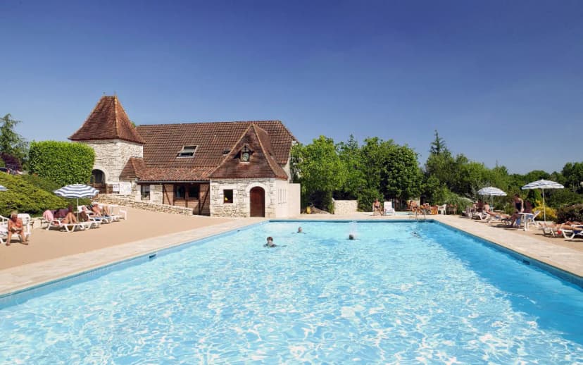 Camping "Domaine de la Paille Basse" — photo 2