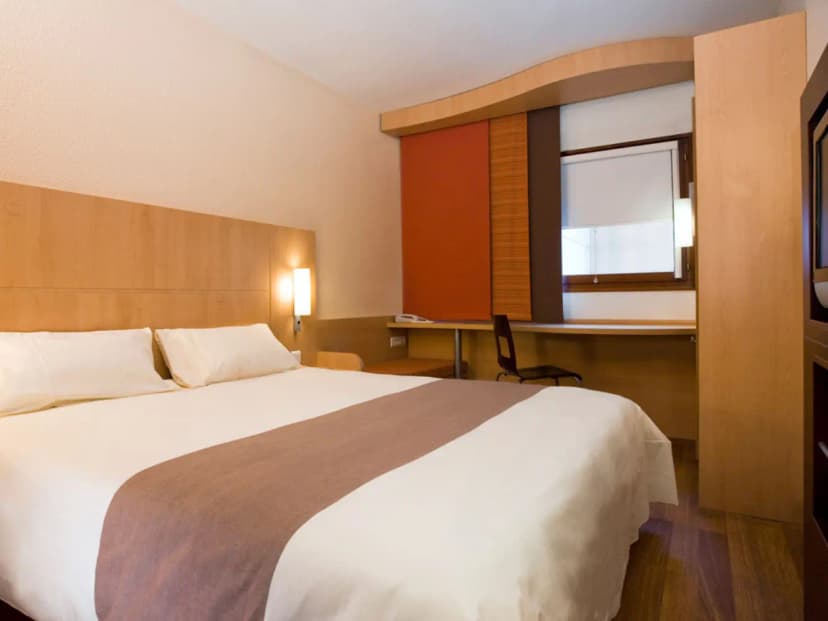 ibis Istres Trigance — photo 3