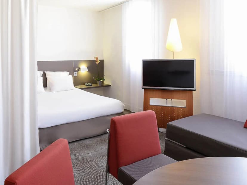 Novotel Suites Clermont Ferrand Polydome — photo 4
