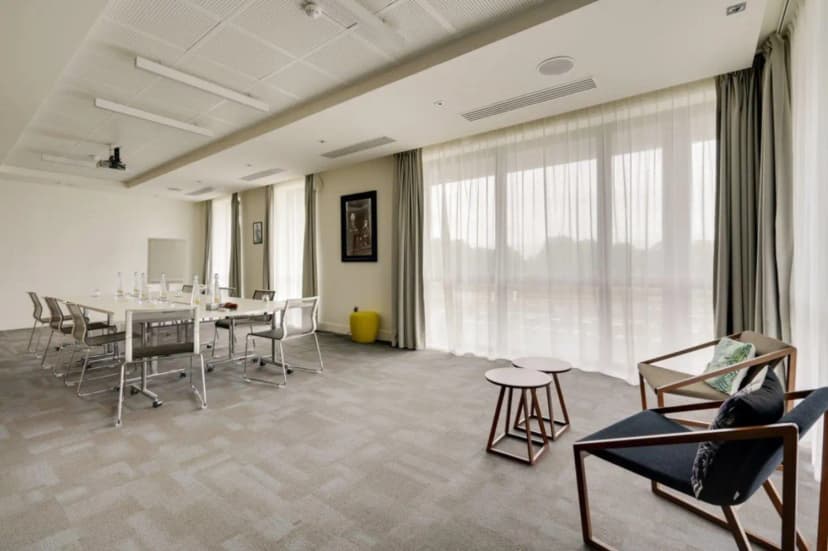 Novotel Paris Coeur d'Orly Airport — photo 2