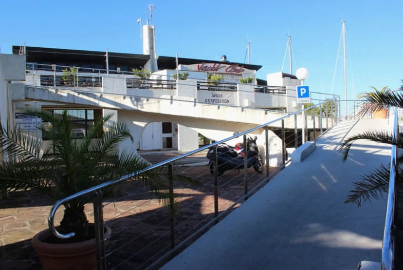 Restaurant Le Yacht Club — photo 3