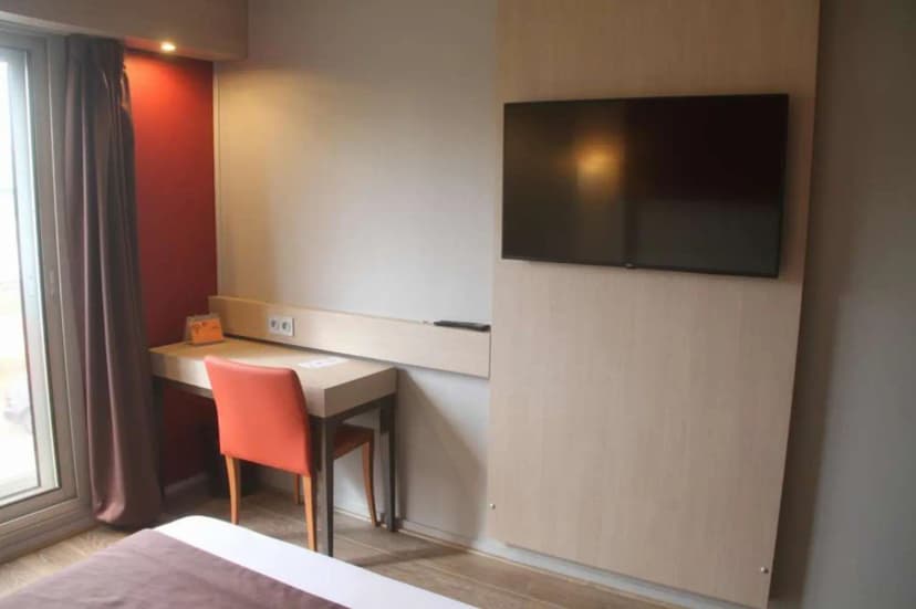 Hôtel Bourg-en-Bresse — photo 3