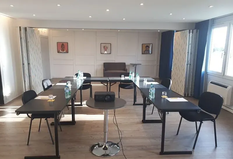 Golden Tulip Troyes & Restaurant Ici — photo 2