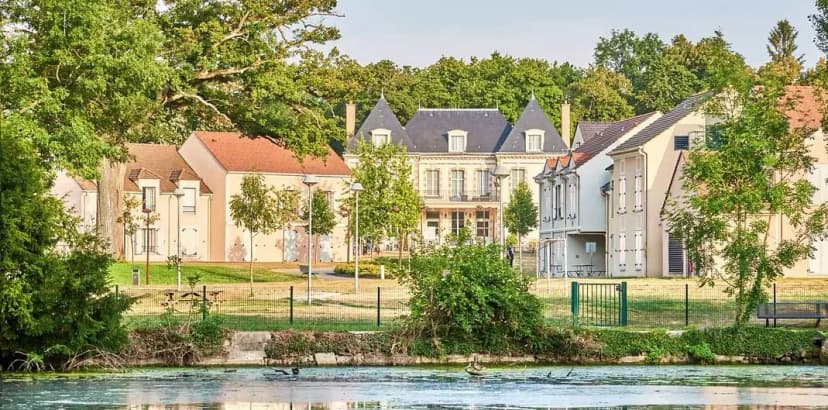 Residence Château Du Mée · Appart Hôtel Mée — photo 1