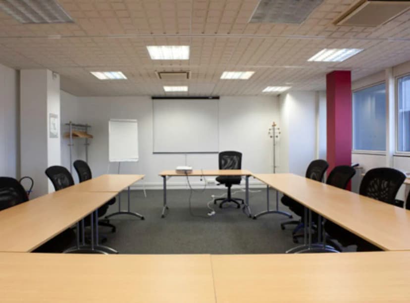 HQ by Regus- Rueil, Gare — photo 2