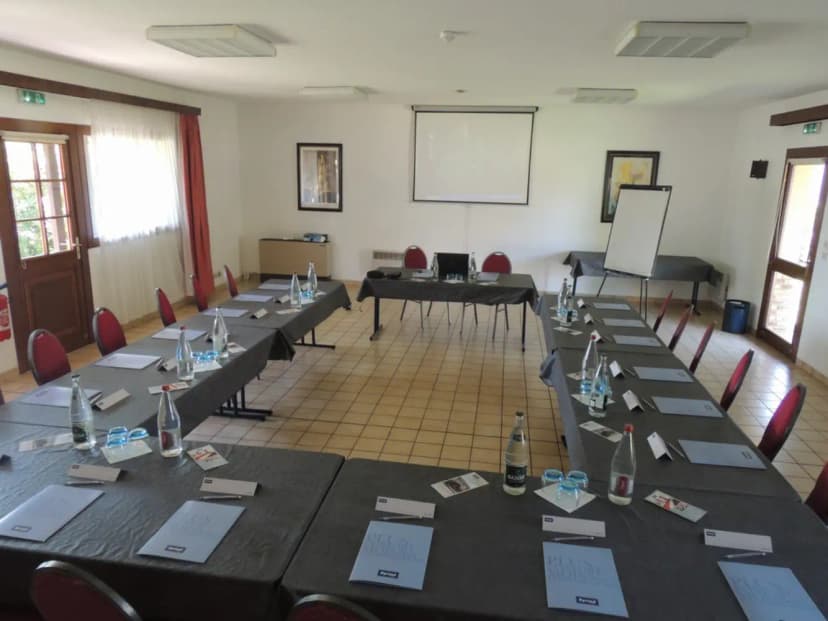 Hôtel Kyriad Chateauroux — photo 2